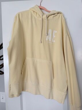 American Eagle Outfitters Cream Pullover Hoodie